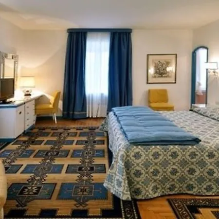 De La Poste Hotel 4*